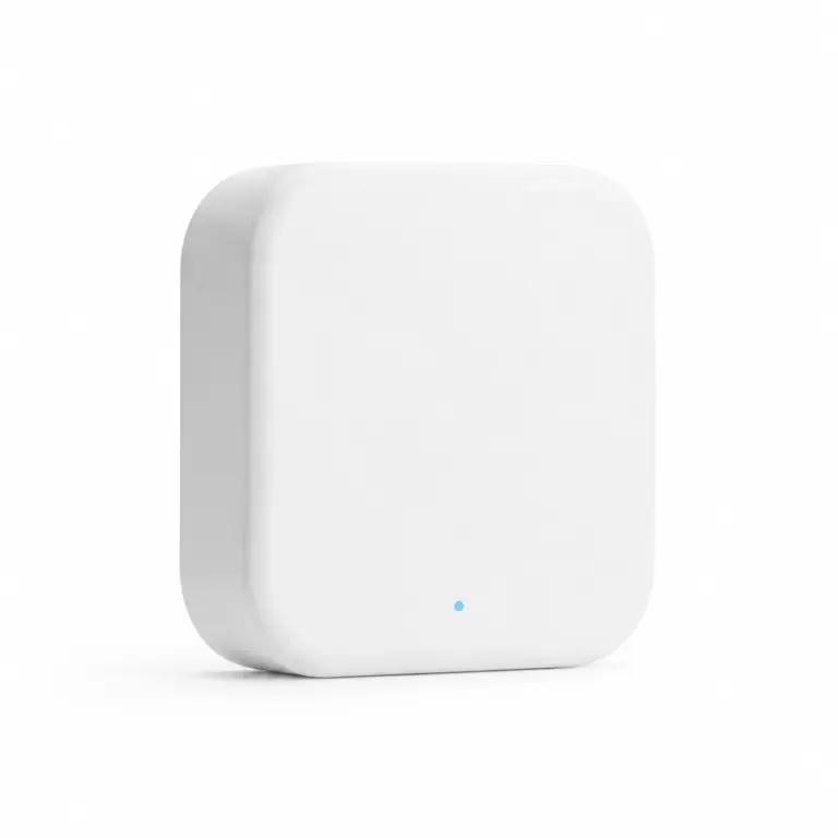 מגשר WiFi לאילוק – יחידה לבנה קומפקטית עם נורית חיווי, לשליטה מרחוק במנעול החכם